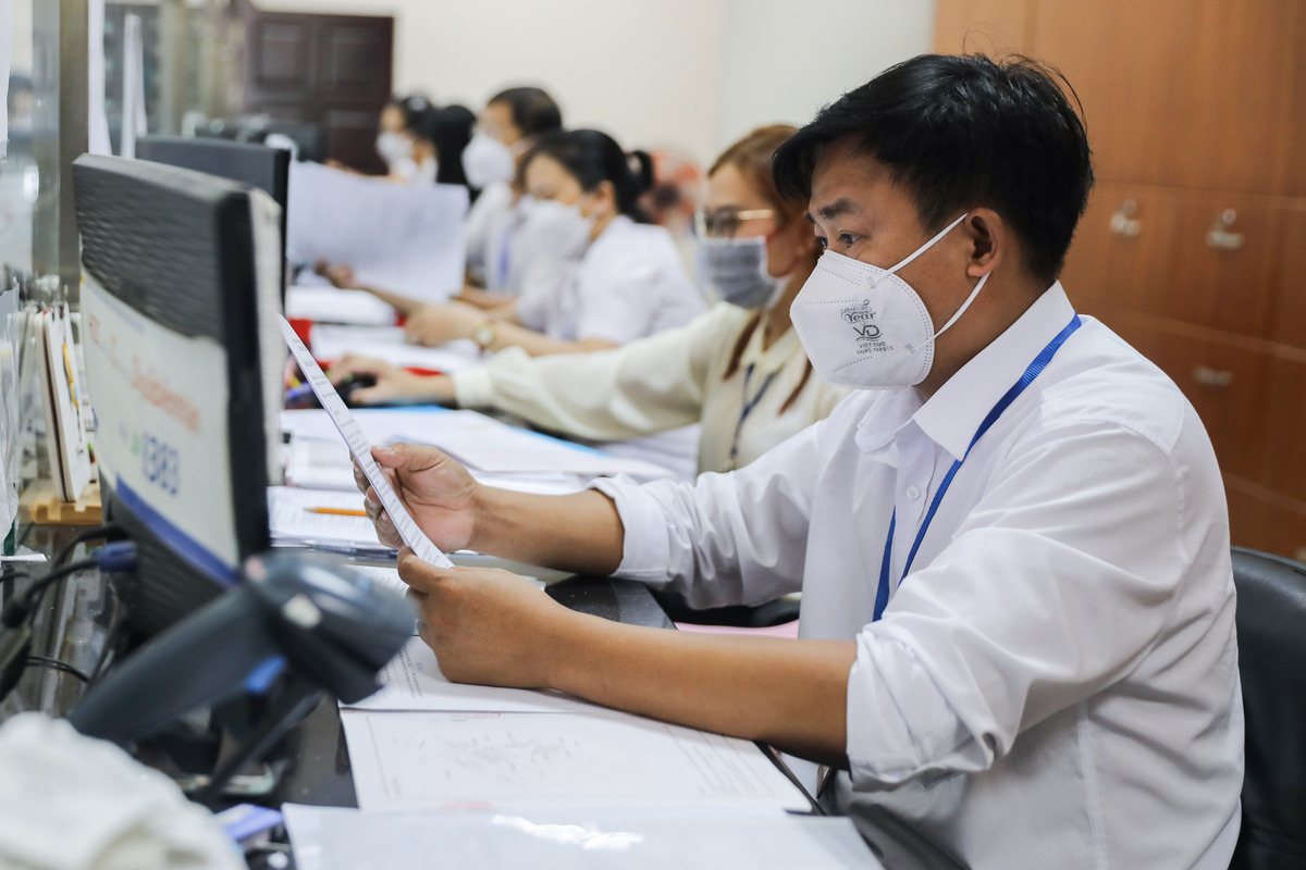 doi-tuong-lao-dong-thu-viec-dong-bhxh